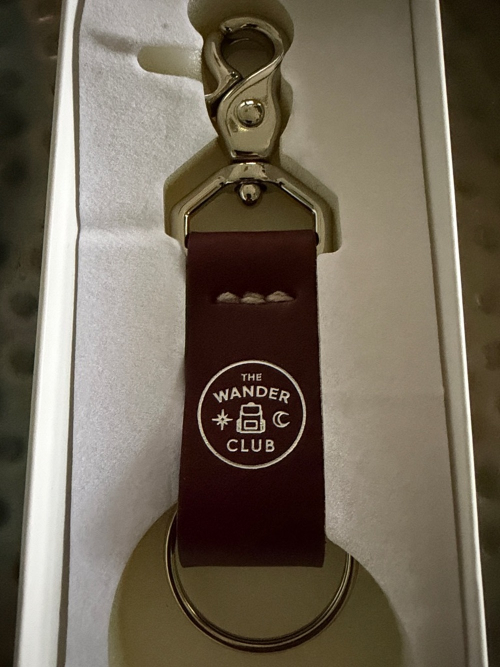 The Wander Club qBrown Leather Key & Card Holder with Metal Clip